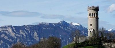 The Avalon Tower overlooking the Grésivaudan Valley.